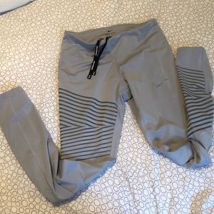 NEW: Nike Running Leggings